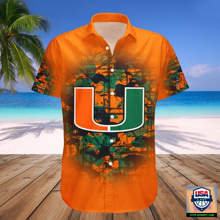 CBLwXpXP-T210622-59xxxMiami-Hurricanes-Camouflage-Vintage-Hawaiian-Shirt-1.jpg