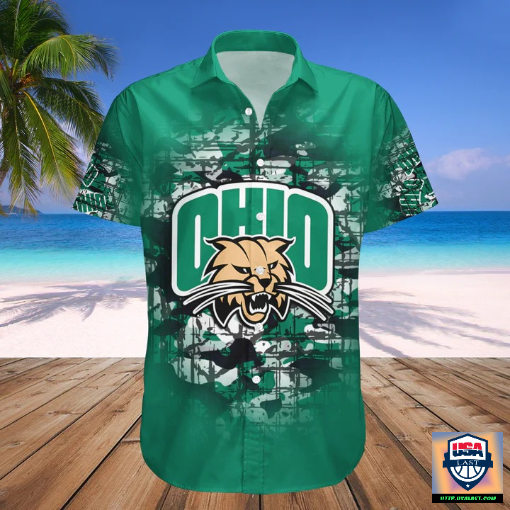 m4MneWzW-T210622-43xxxOhio-Bobcats-Camouflage-Vintage-Hawaiian-Shirt-1.jpg