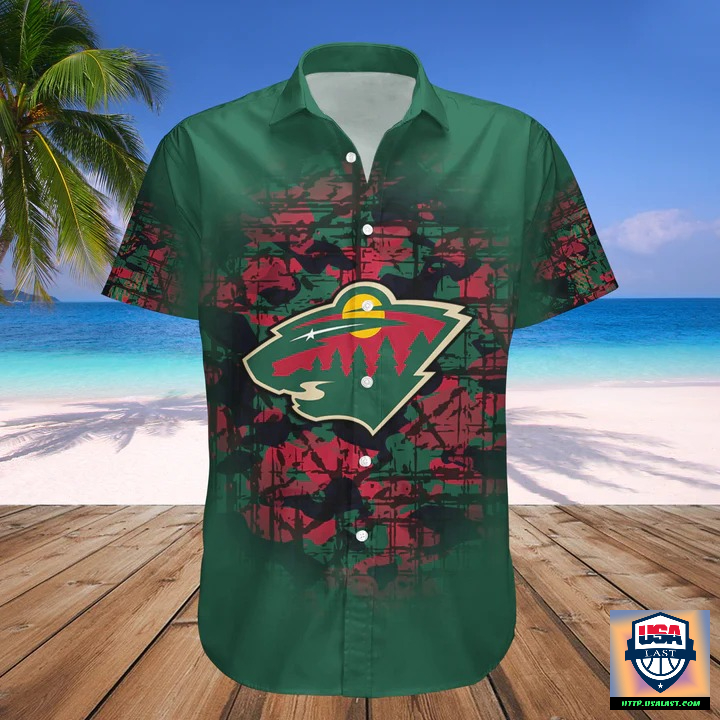 n5UBWk0E-T210622-55xxxMinnesota-Wild-Camouflage-Vintage-Hawaiian-Shirt-1.jpg