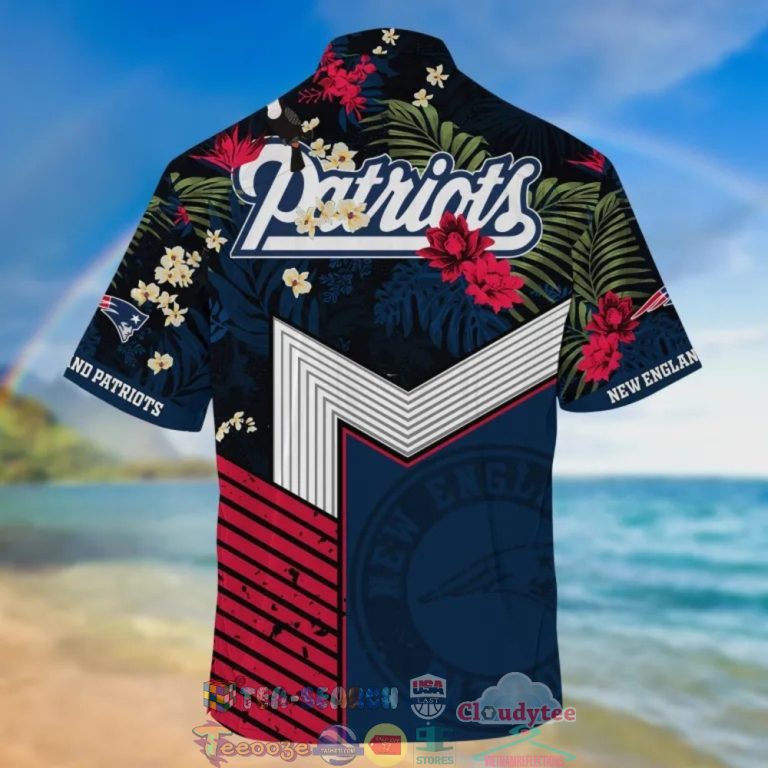 12ikBn8H-TH090722-52xxxNew-England-Patriots-NFL-Tropical-Hawaiian-Shirt-And-Shorts1.jpg