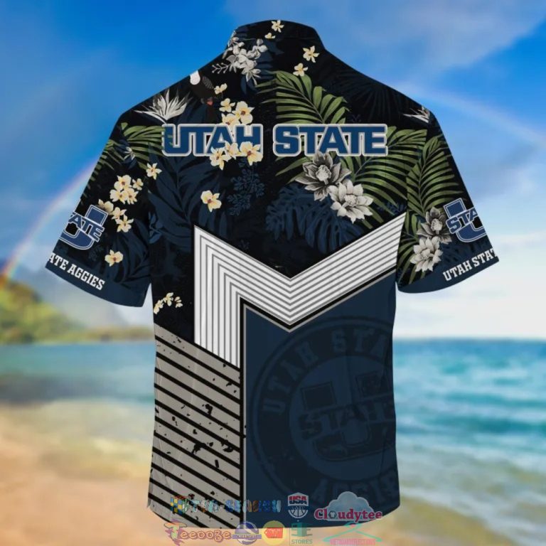 4Q0uD8L0-TH110722-15xxxUtah-State-Aggies-NCAA-Tropical-Hawaiian-Shirt-And-Shorts1.jpg
