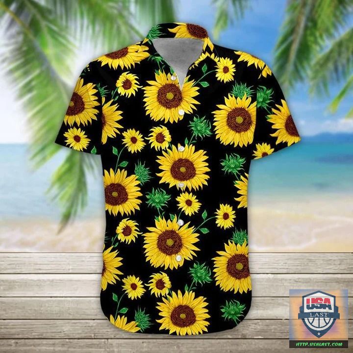 Best Gift Sunflower Short Sleeve Hawaiian Shirt New 2022