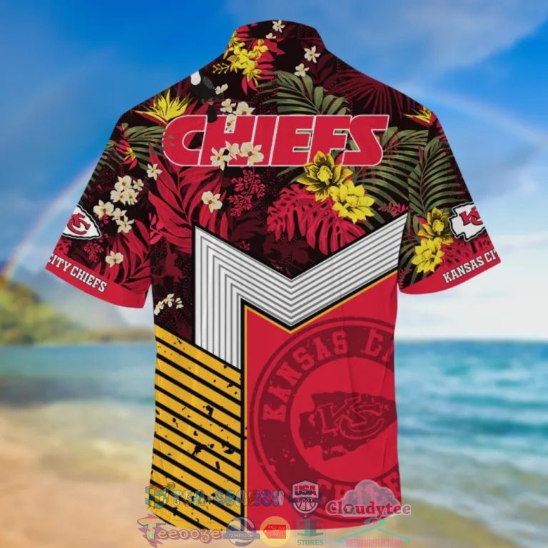 PSauRW43-TH090722-57xxxKansas-City-Chiefs-NFL-Tropical-Hawaiian-Shirt-And-Shorts1.jpg