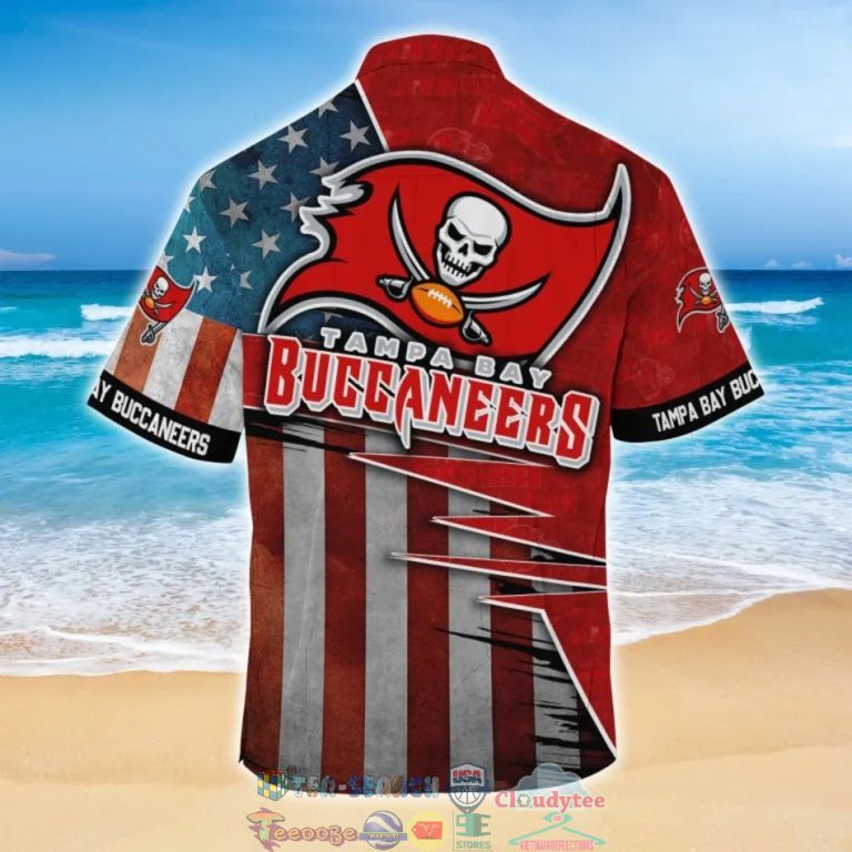 YCjsKSaK-TH050722-34xxxTampa-Bay-Buccaneers-NFL-American-Flag-Hawaiian-Shirt1.jpg