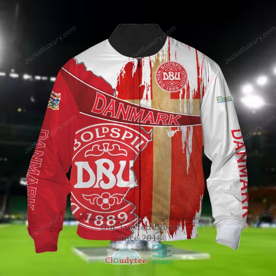 NEW Denmark national football team Red Shirt, Short 7