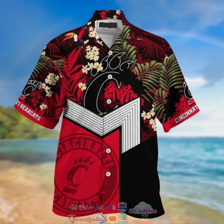 inhcE25L-TH110722-33xxxCincinnati-Bearcats-NCAA-Tropical-Hawaiian-Shirt-And-Shorts2.jpg