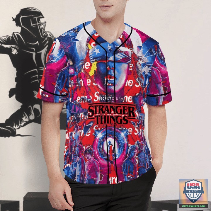 lieAQvSz-T200722-20xxxStranger-Things-Supreme-Baseball-Jersey-Shirt-2.jpg