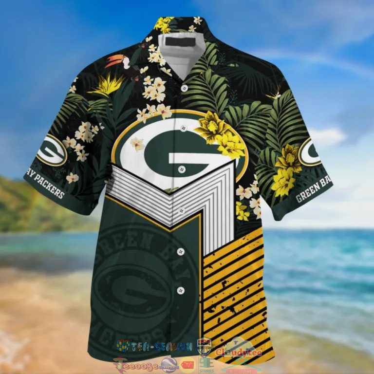 mq7rKJF3-TH110722-01xxxGreen-Bay-Packers-NFL-Tropical-Hawaiian-Shirt-And-Shorts2.jpg