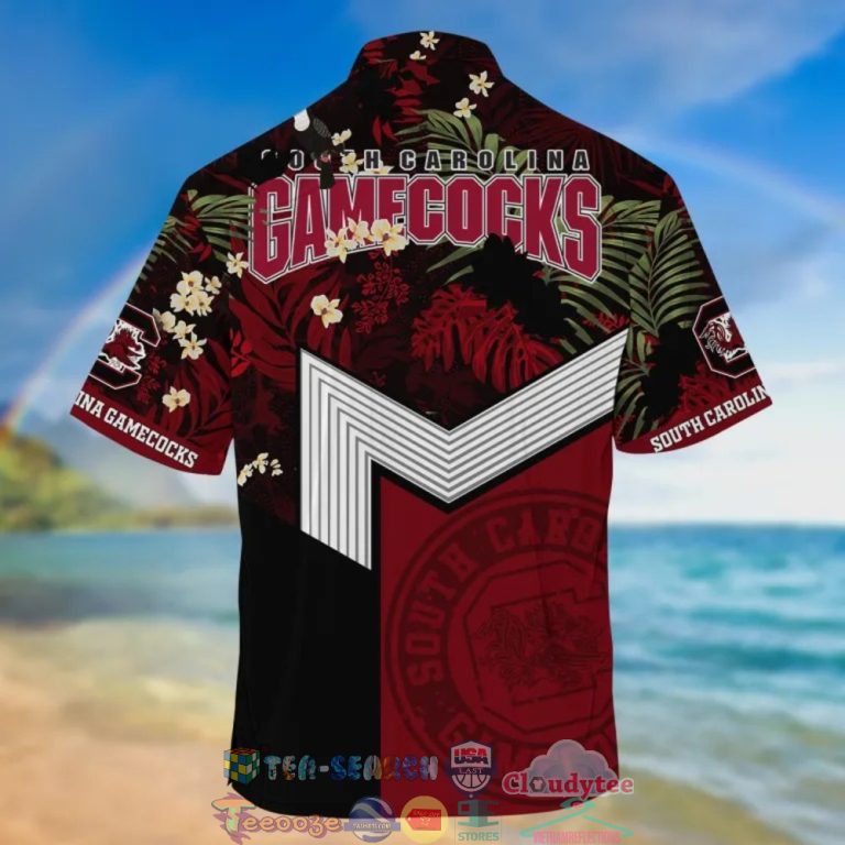 pVrVXWdp-TH120722-11xxxSouth-Carolina-Gamecocks-NCAA-Tropical-Hawaiian-Shirt-And-Shorts1.jpg
