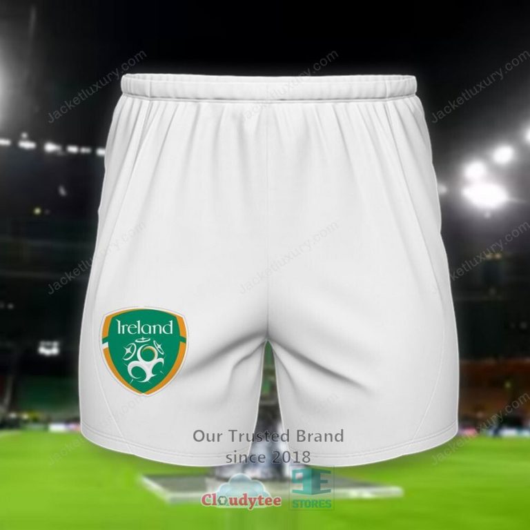 NEW Republic of Ireland The Boys In Green national football team Shirt, Short 21