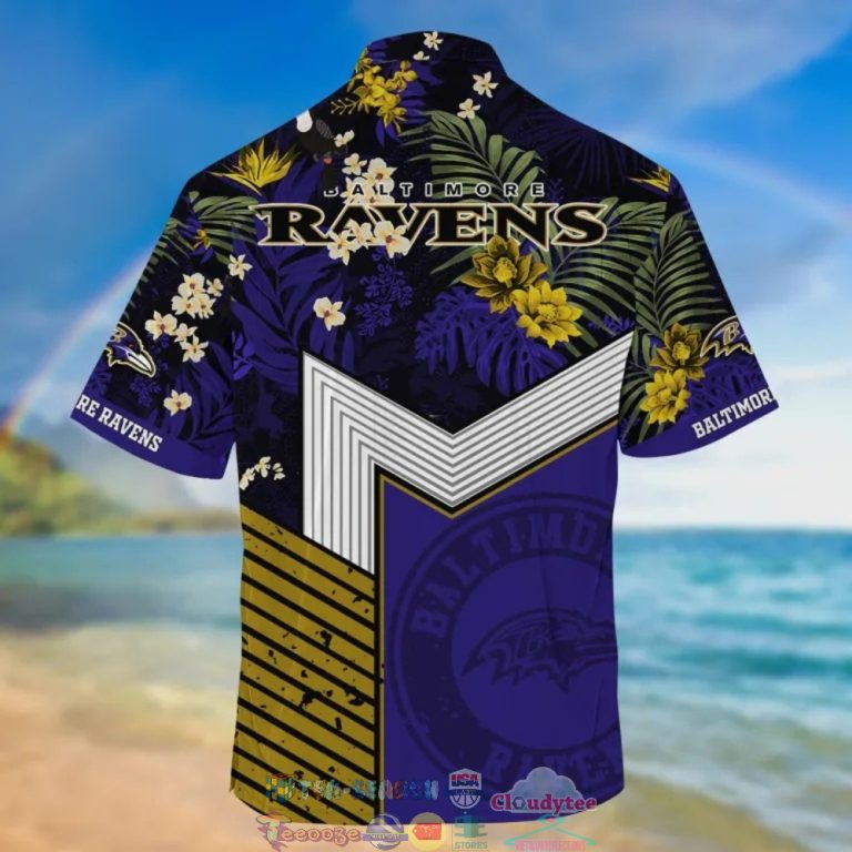 s9ko4H8I-TH110722-10xxxBaltimore-Ravens-NFL-Tropical-Hawaiian-Shirt-And-Shorts1.jpg