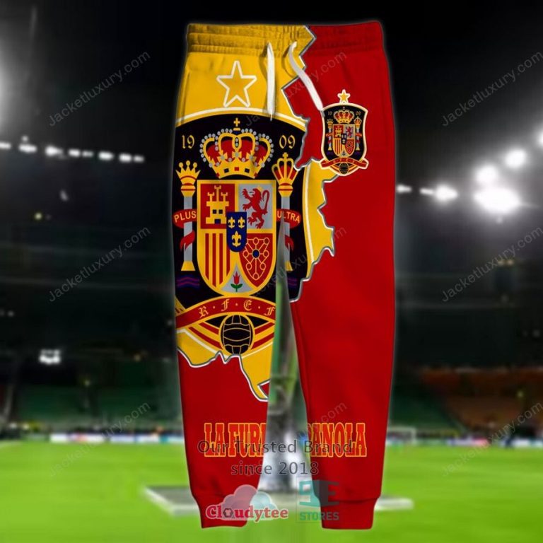NEW Spain La Furia Espanola national football team Shirt, Short 17