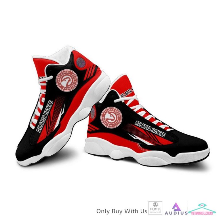 Atlanta Hawks Air Jordan 13 Sneaker - Generous look