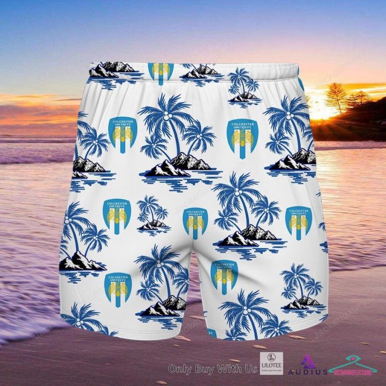 Colchester United Hawaiian Shirt - Elegant picture.