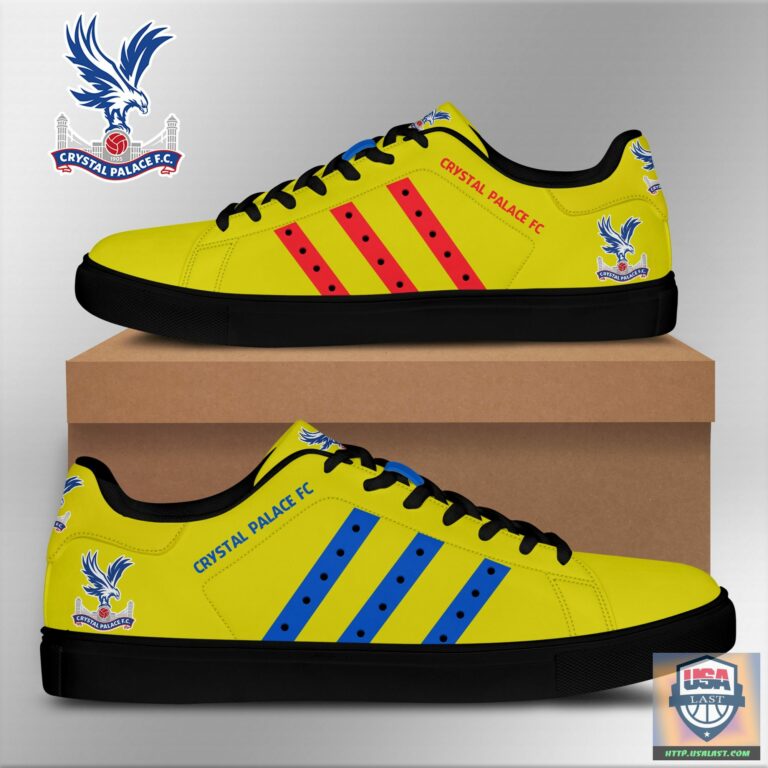 f2fbecJu-T170822-02xxxEPL-Crystal-Palace-FC-Yellow-Stan-Smith-Shoes-Blue-Red-Lines.jpg