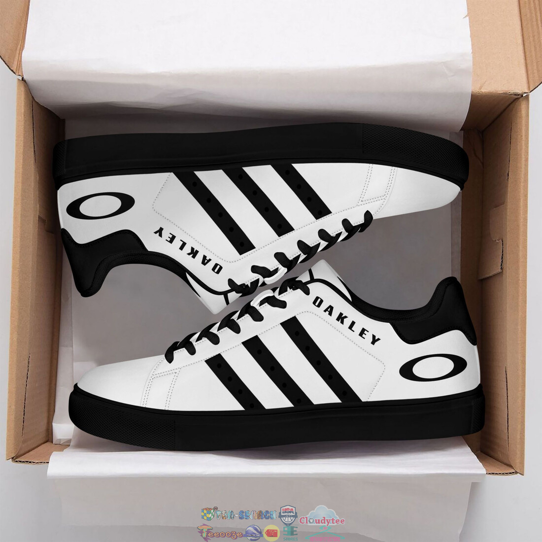 gnWwUbFE-TH290822-01xxxOakley-Black-Stripes-Stan-Smith-Low-Top-Shoes3.jpg