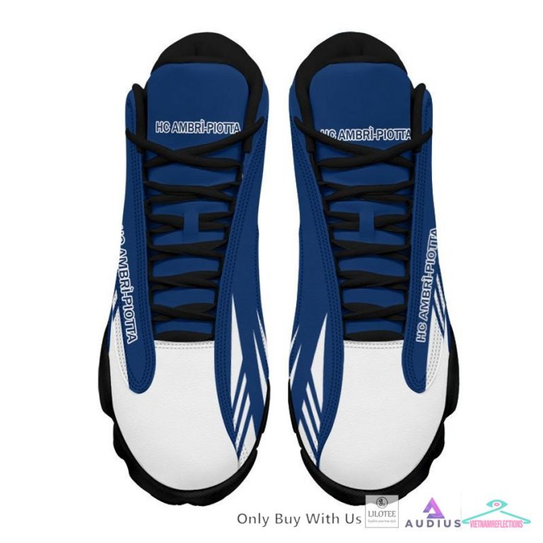HC Ambri-Piotta Air Jordan 13 Sneaker - Bless this holy soul, looking so cute