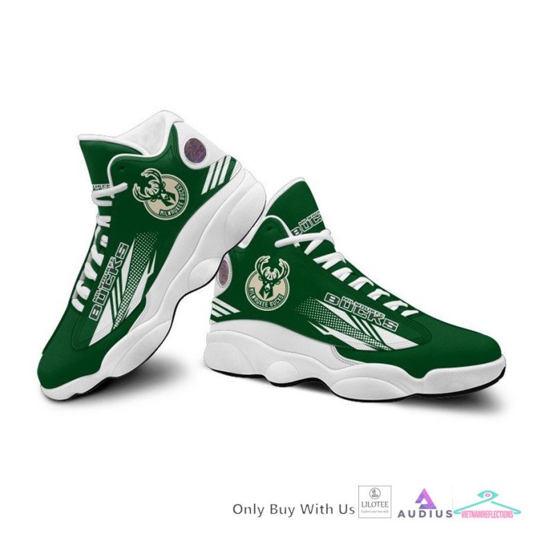 Milwaukee Bucks Air Jordan 13 Sneaker - Mesmerising