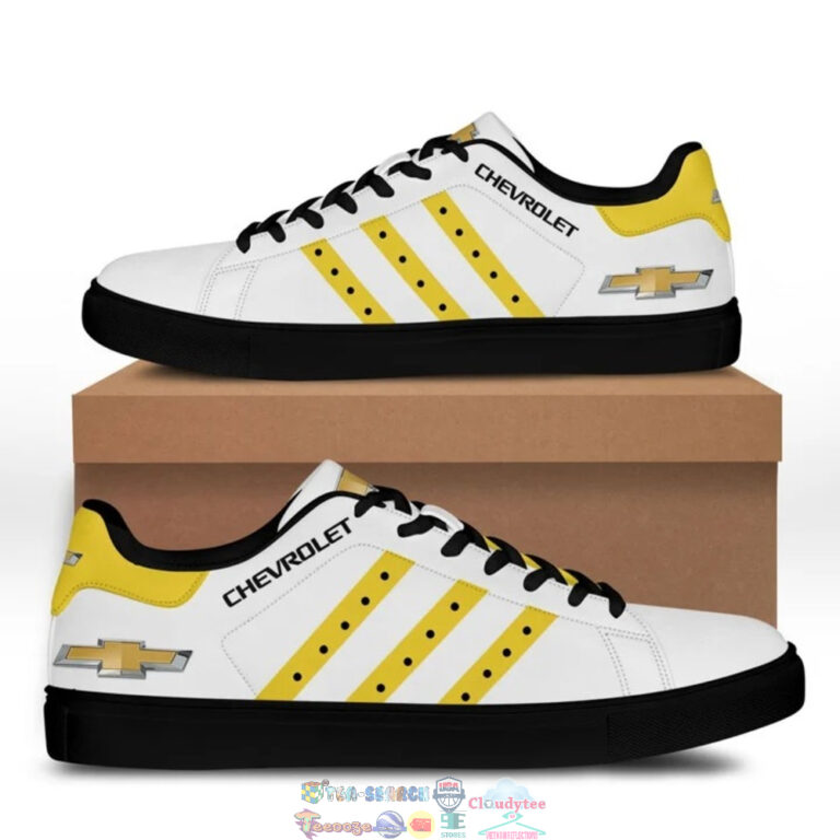 nRTWwfpv-TH250822-31xxxChevrolet-Yellow-Stripes-Stan-Smith-Low-Top-Shoes1.jpg