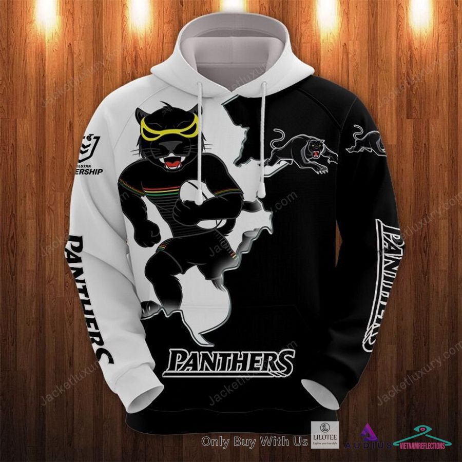 NEW Penrith Panthers Logo Black Hoodie, Shirt