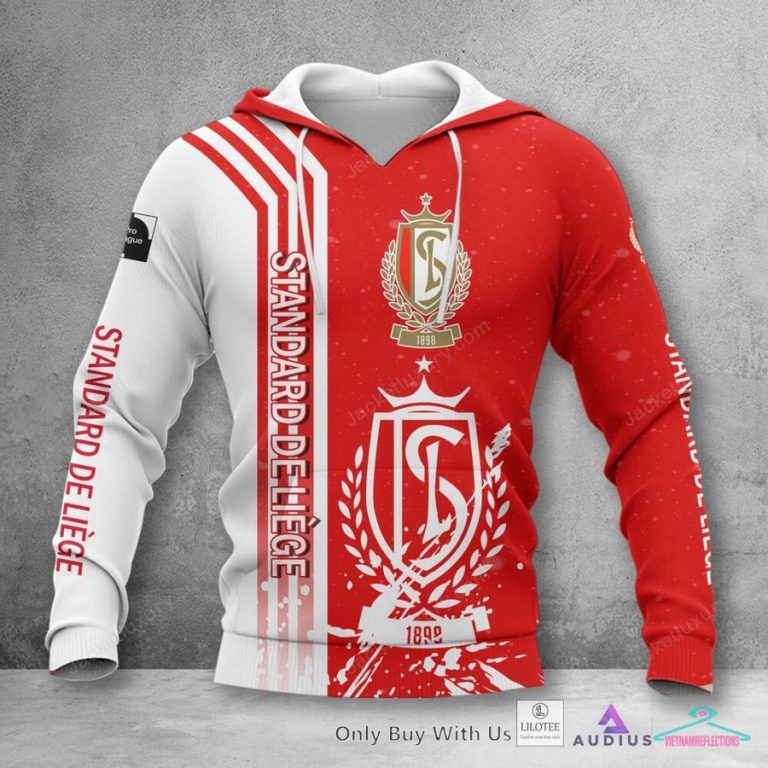 Standard Liege Hoodie, Shirt - The beauty has no boundaries in this picture.