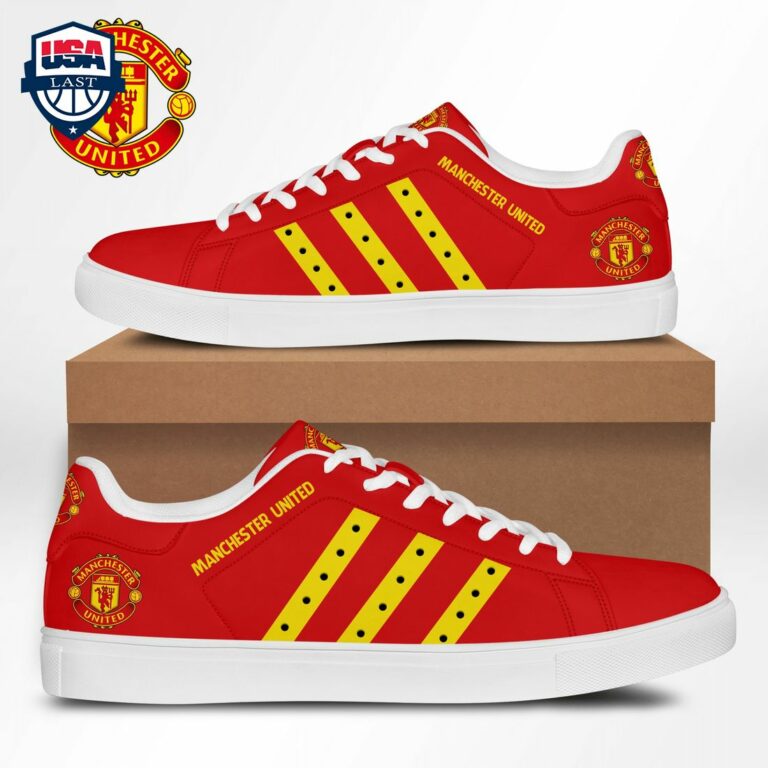 manchester-united-fc-yellow-stripes-stan-smith-low-top-shoes-2-XZ1Hm.jpg