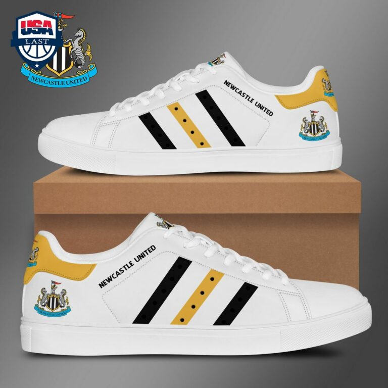 Newcastle United FC Black Yellow Stripes Stan Smith Low Top Shoes - Stunning