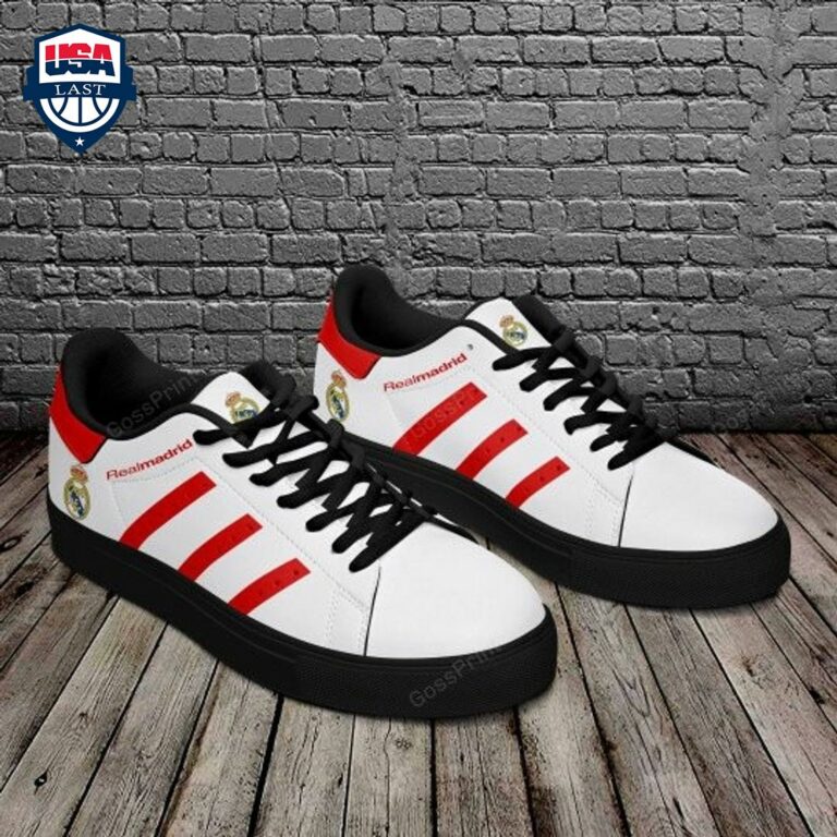 real-madrid-red-stripes-stan-smith-low-top-shoes-3-wTHoV.jpg