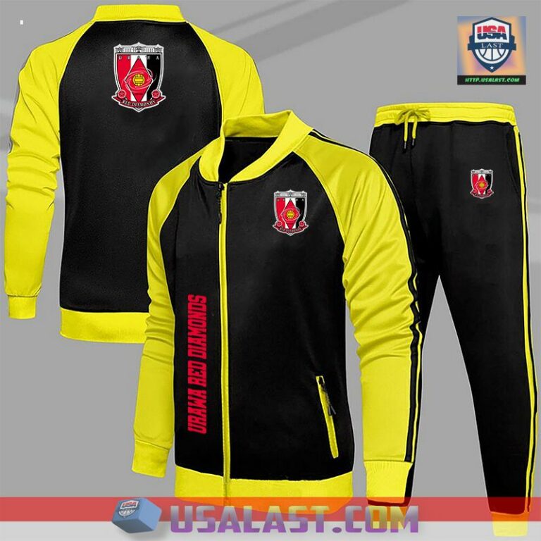 Urawa Red Diamonds Sport Tracksuits 2 Piece Set - Wow! What a picture you click