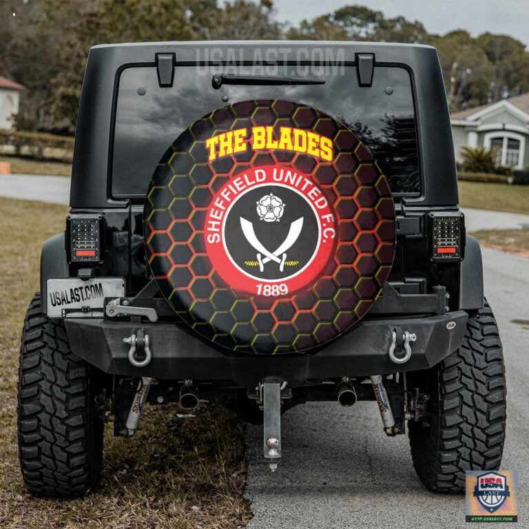 Sheffield United FC Spare Tire Cover - Beauty is power; a smile is its sword.