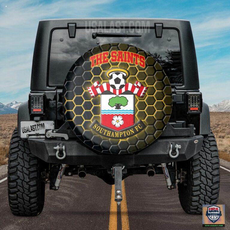 Southampton FC Spare Tire Cover - You tried editing this time?